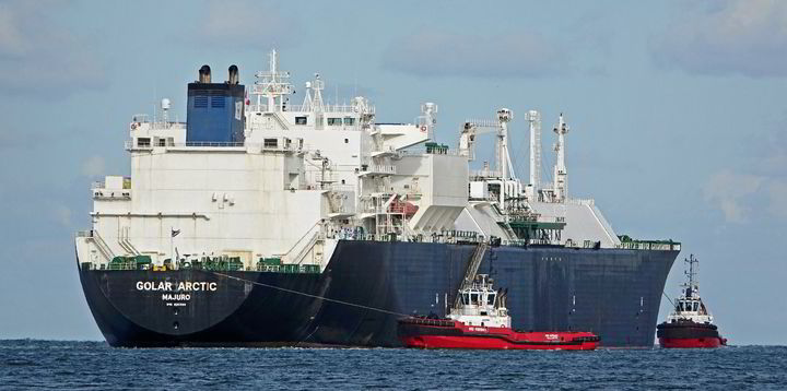 Golar LNG Wins Snam Tender To Supply First FSRU For Sardinia TradeWinds