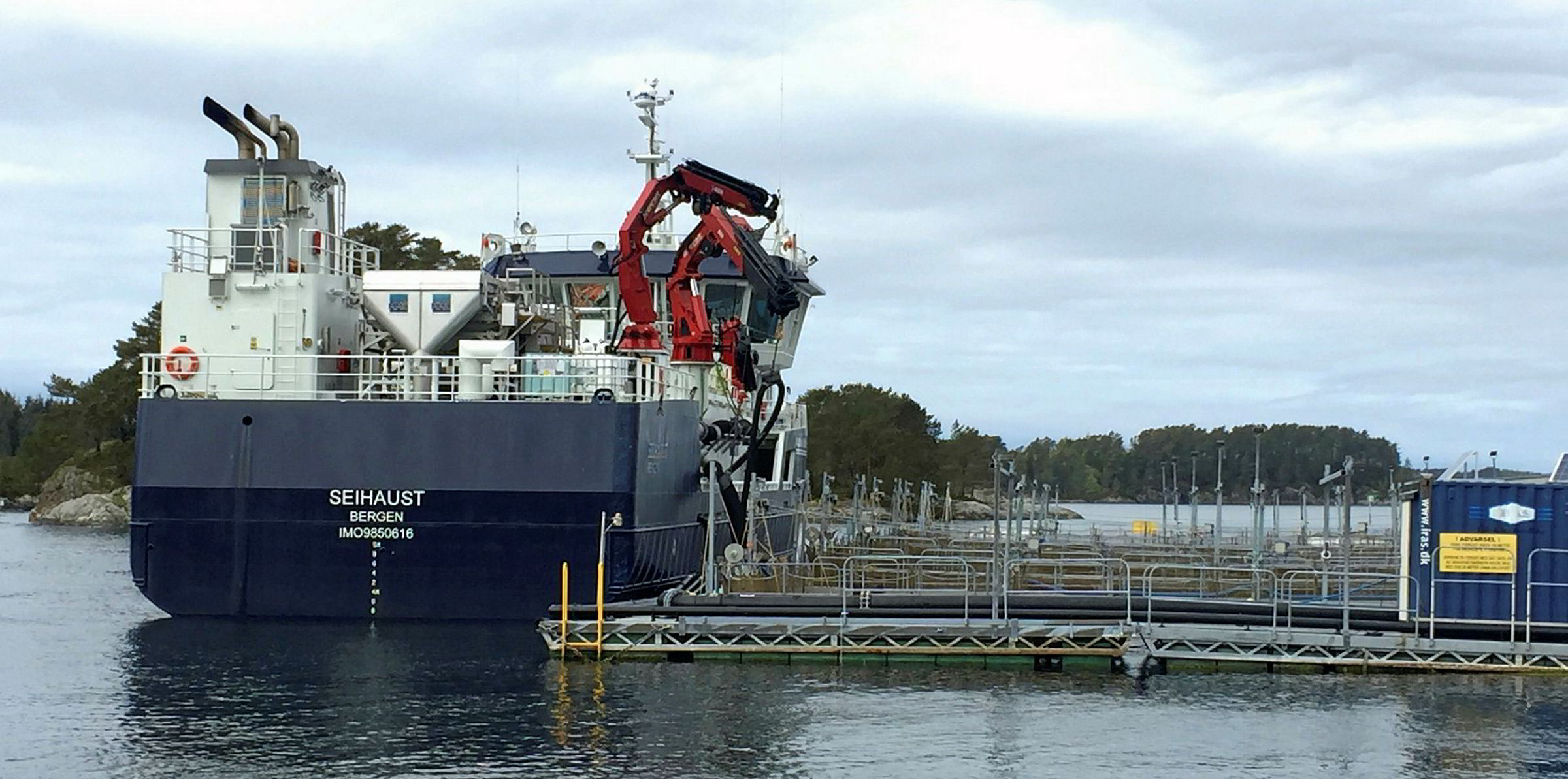 Ny B t Inn I Havbruket Fiskeb ten Fugl yfjord Skal Bygges Om Til 