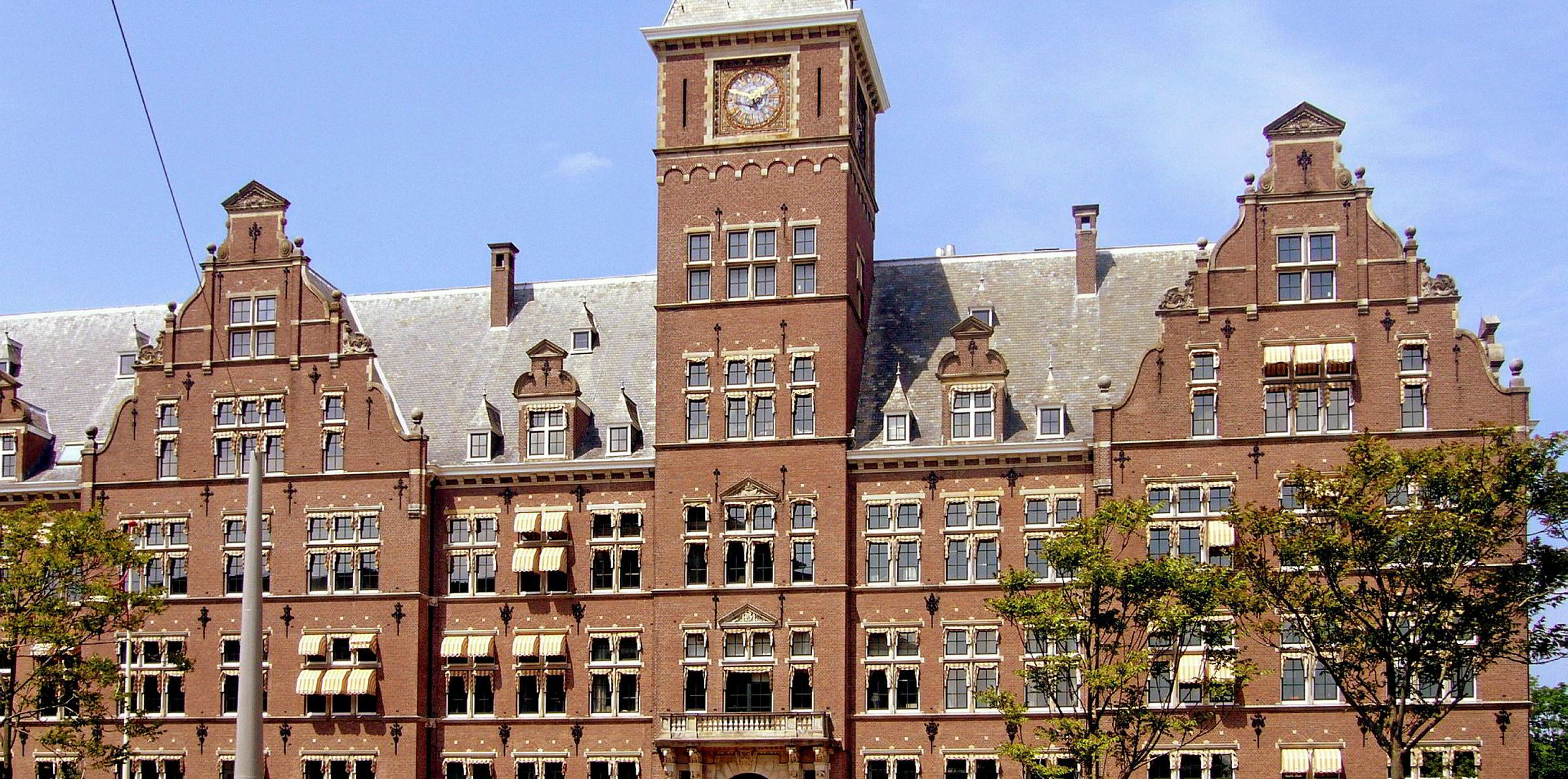 Shell sweeps into market for 30-strong tanker newbuild haul | TradeWinds